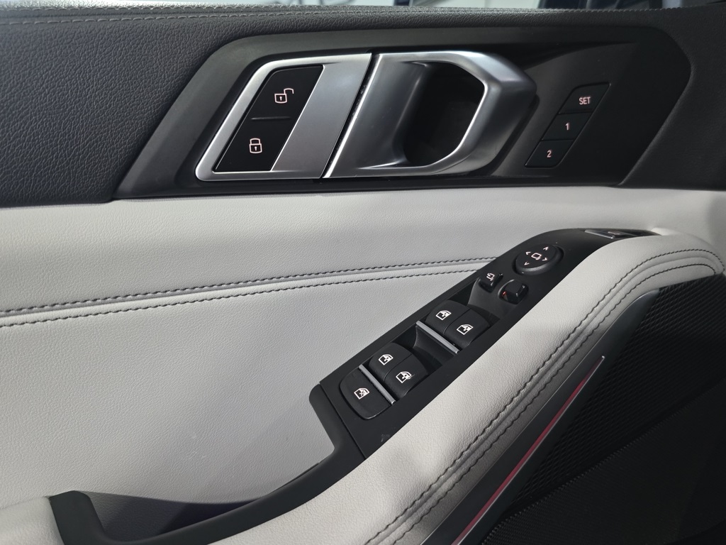 2023 Bmw X5 xDrive45e photo 12