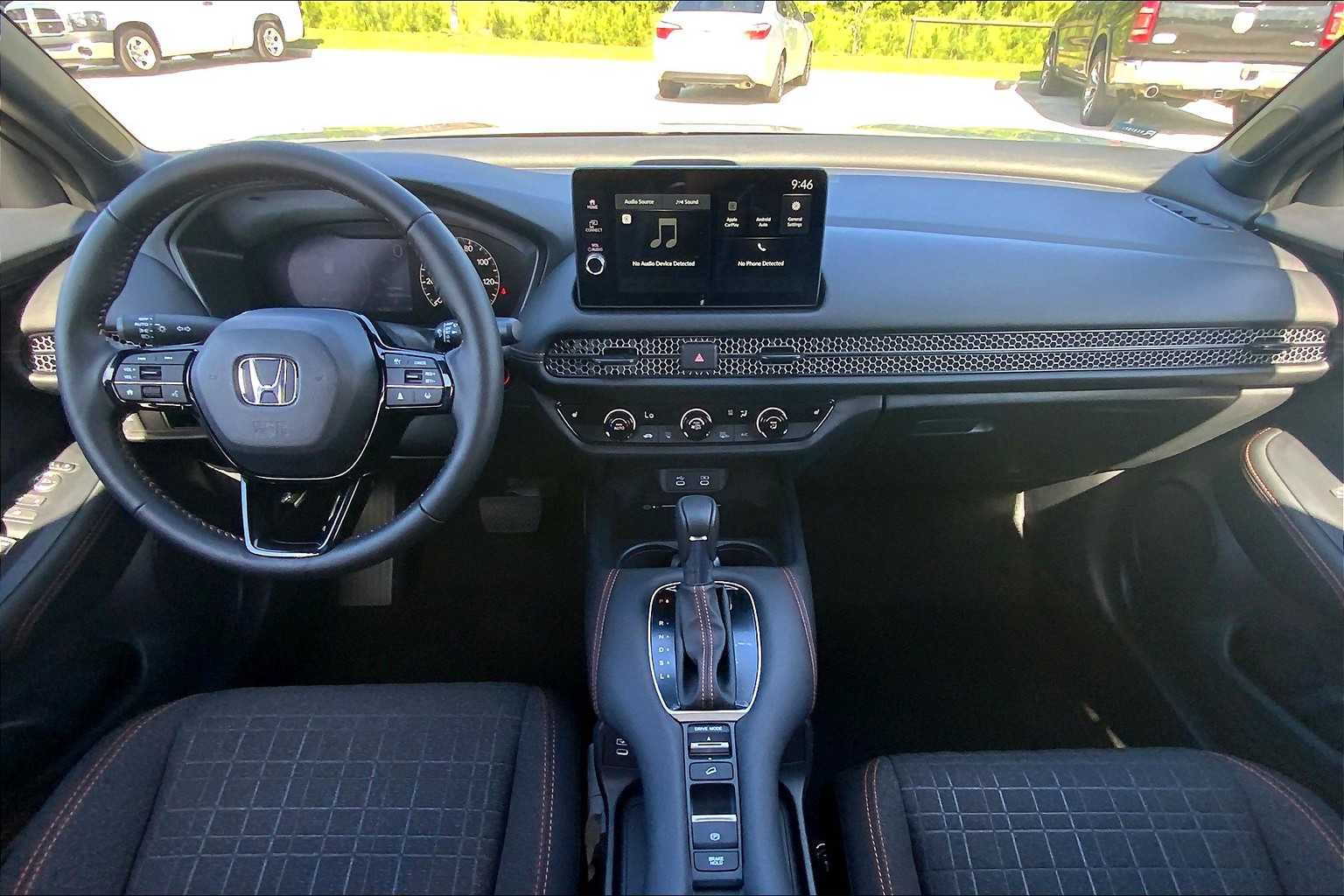 2026 Honda HR-V Sport photo 4