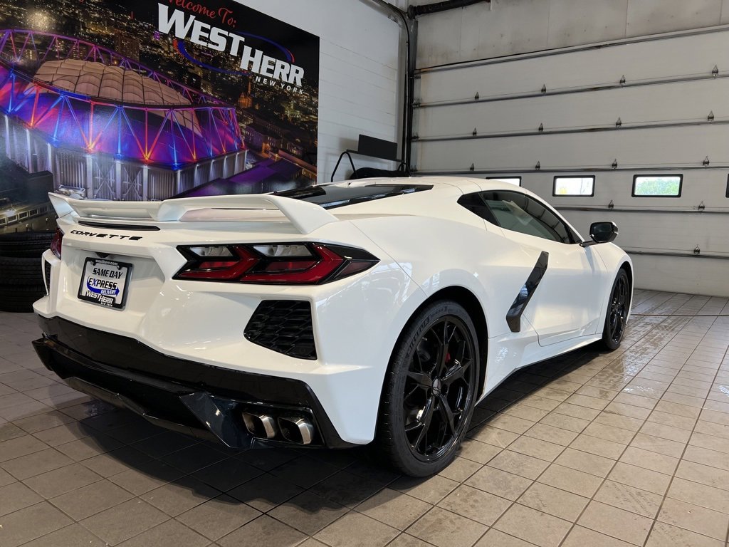 2022 Chevrolet Corvette Stingray 2LT photo 7