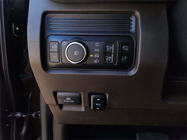 2025 Ford F-450 King Ranch photo 23