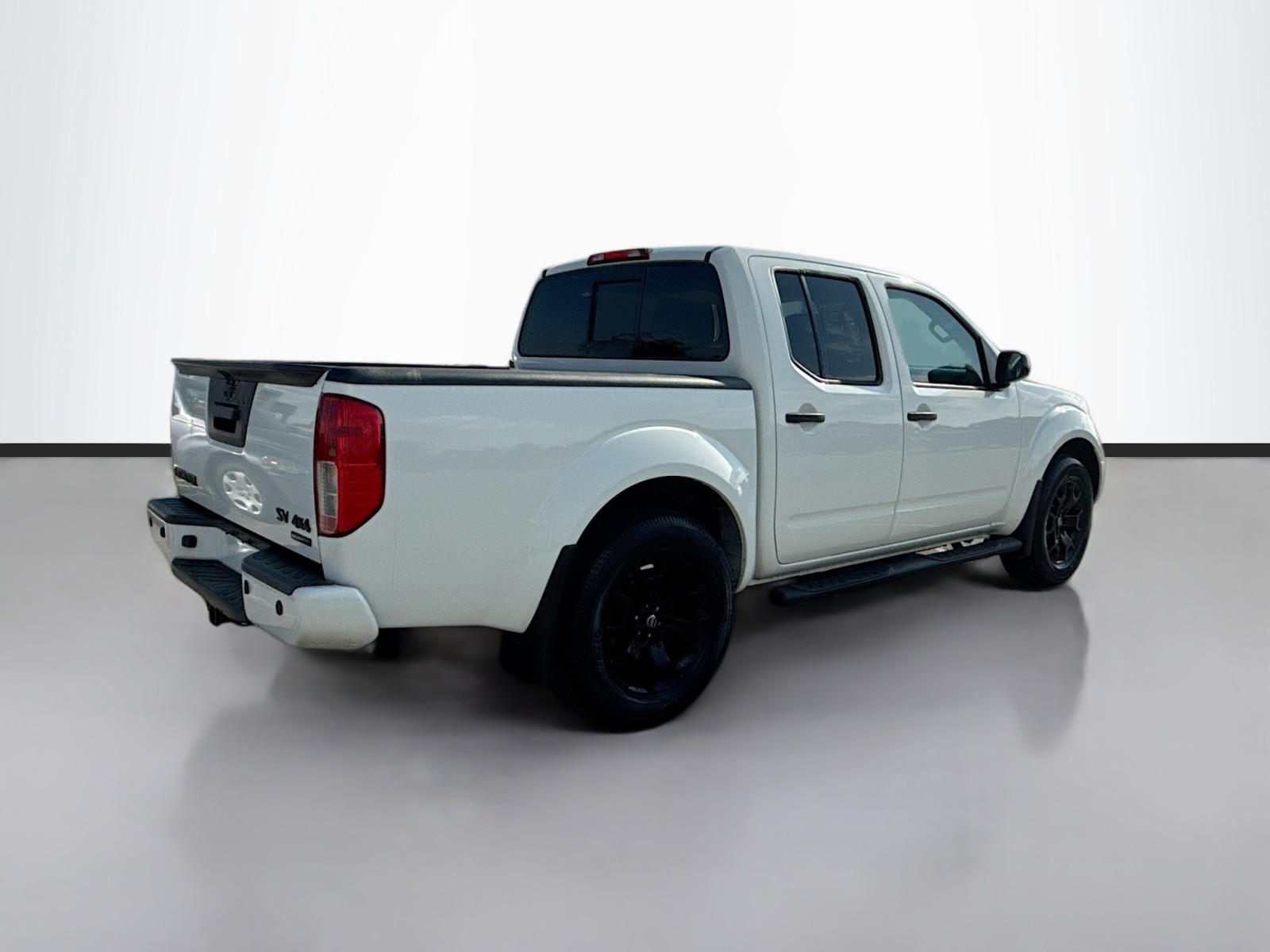 2019 Nissan Frontier SV photo 3