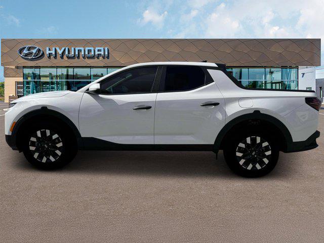 2025 Hyundai Santa Cruz SE photo 2