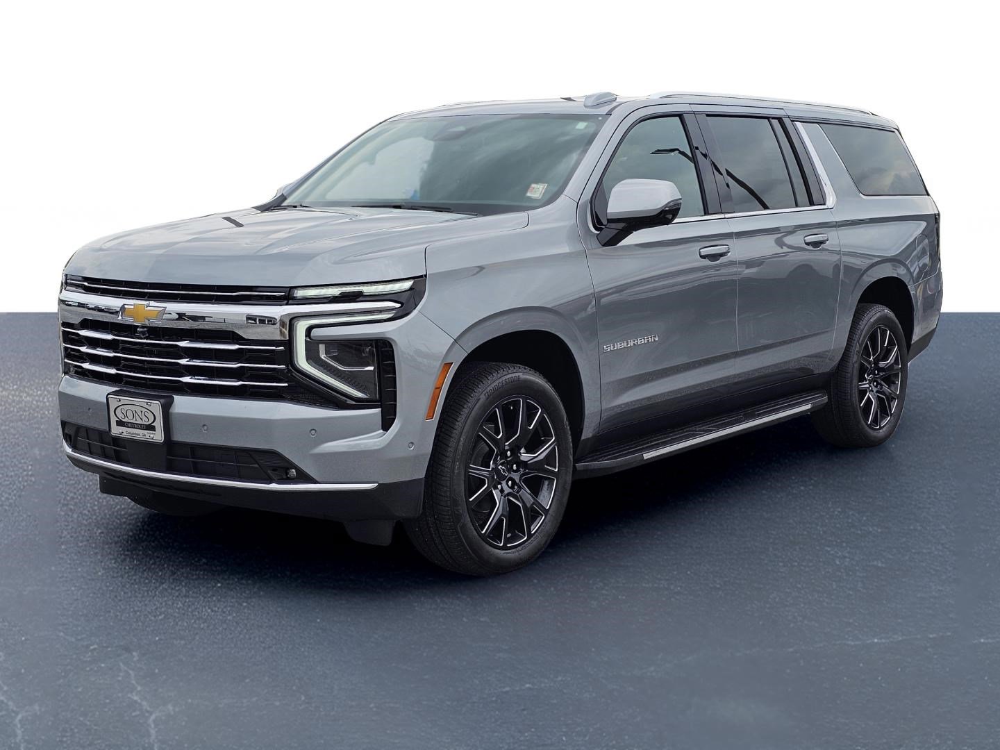 2026 Chevrolet Suburban LT's photo