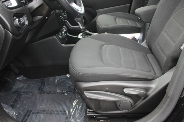 2020 Jeep Renegade Latitude photo 19