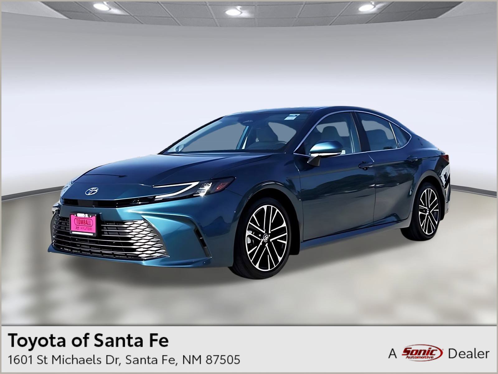 2025 Toyota Camry XLE's photo