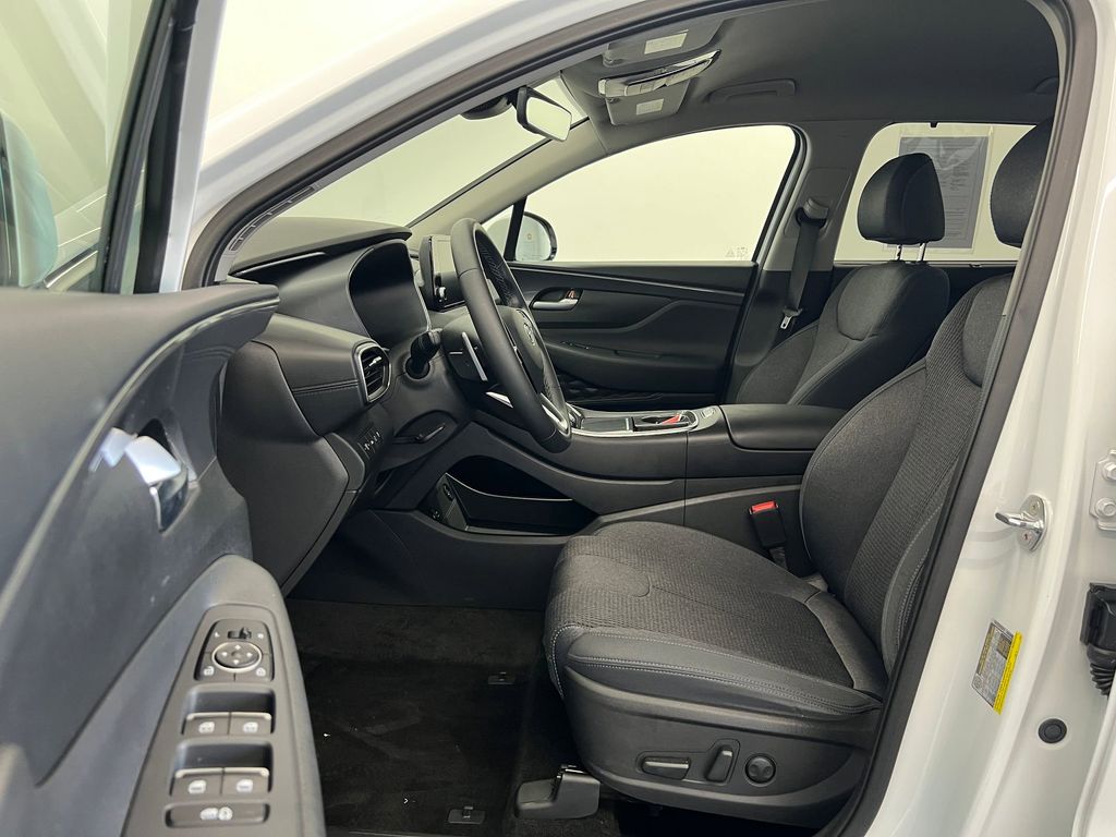 2022 Hyundai Santa Fe SEL Convenience photo 4