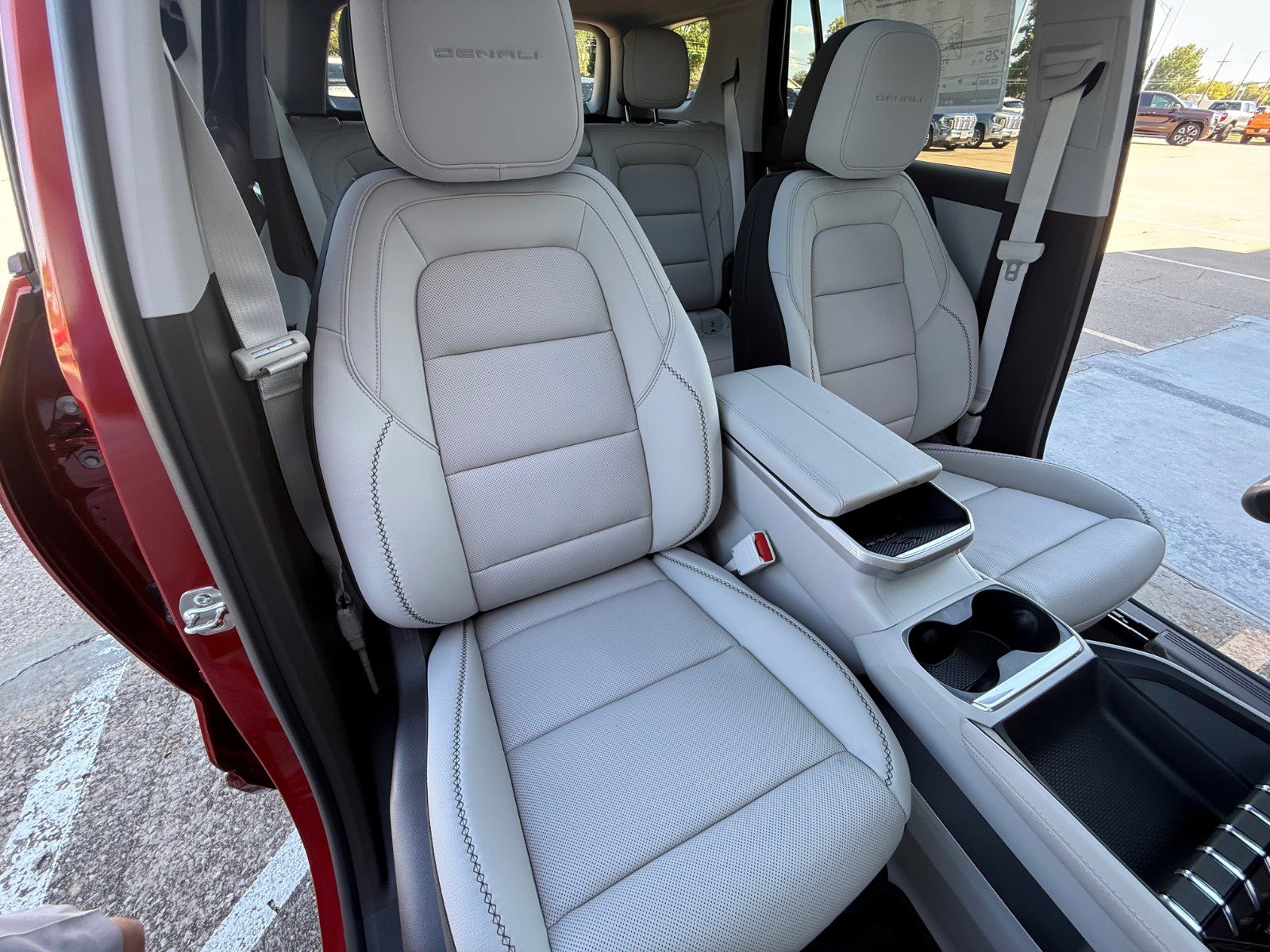 2026 Gmc Terrain Denali photo 26