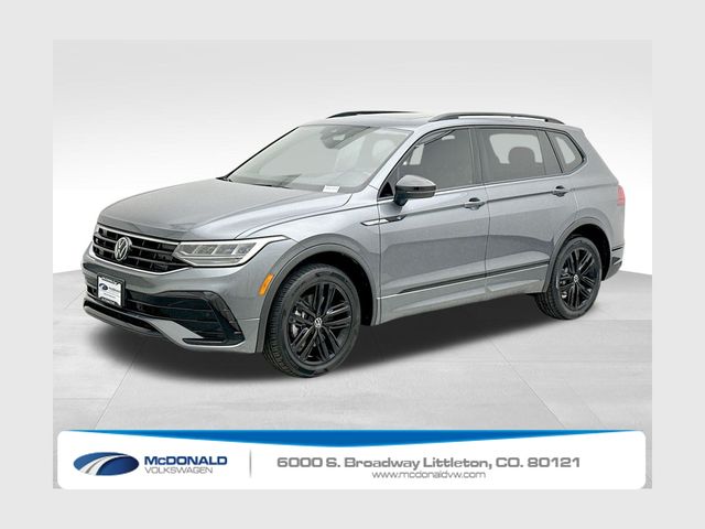 2022 Volkswagen Tiguan SE R-LINE BLACK's photo
