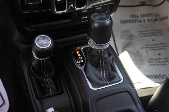 2023 Jeep Wrangler Sahara 4xe photo 23