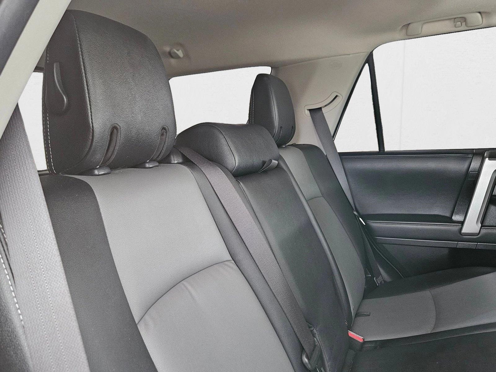 2021 Toyota 4Runner SR5 Premium photo 17