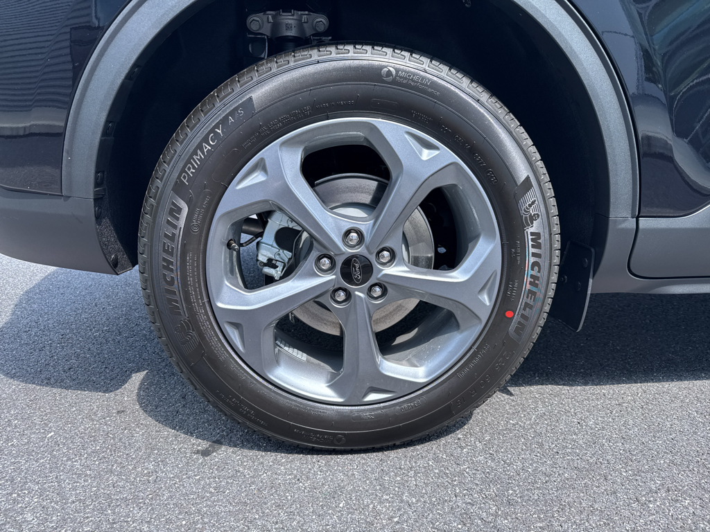 2025 Ford Escape ST-Line photo 26