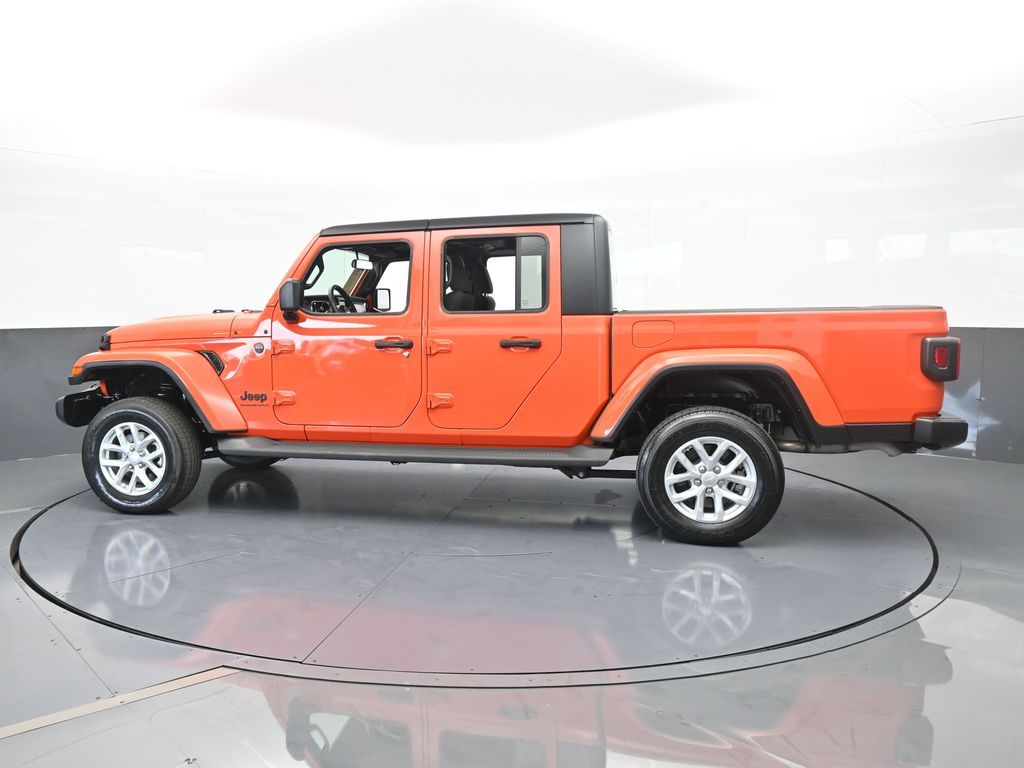 2023 Jeep Gladiator Sport photo 3
