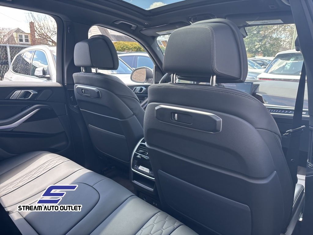 2025 Bmw X5 xDrive50e photo 12