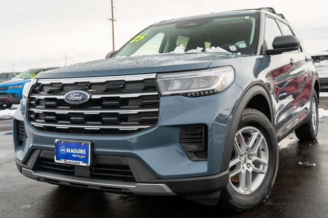 2025 Ford Explorer Active's photo