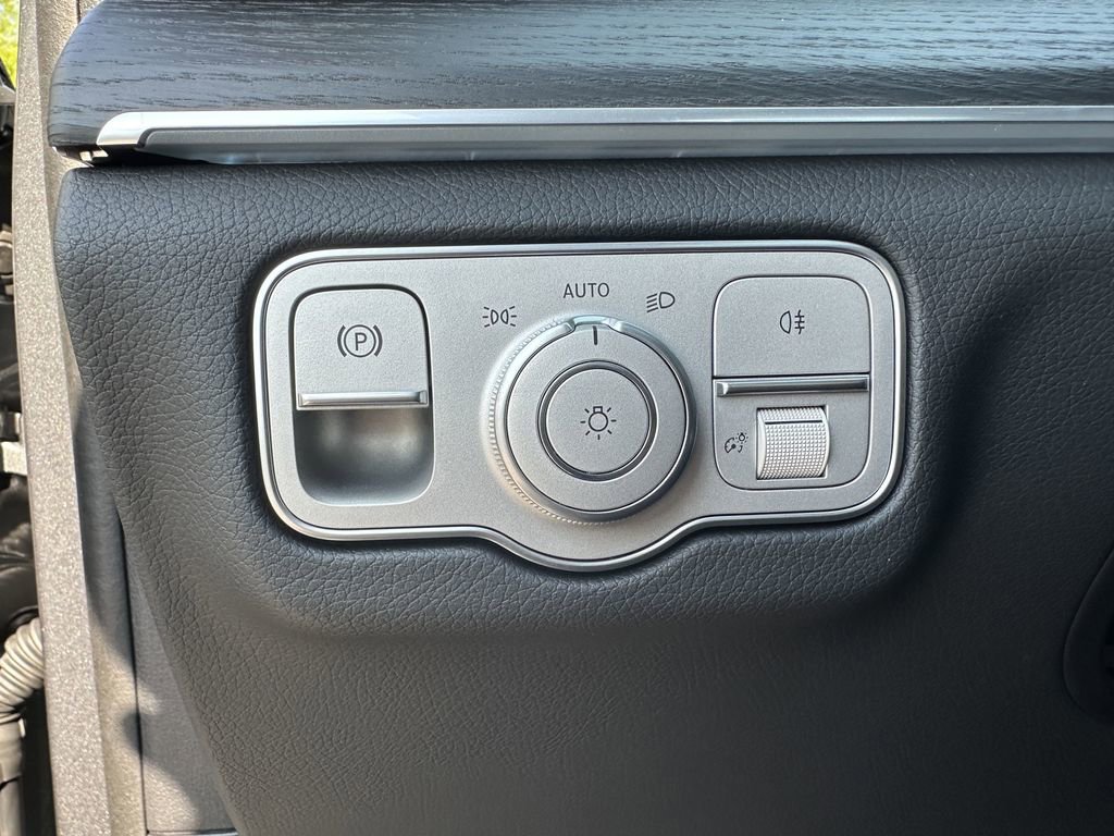 2025 Mercedes Benz GLE 350 4MATIC photo 35