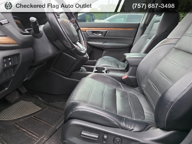 2017 Honda CR-V Touring photo 9