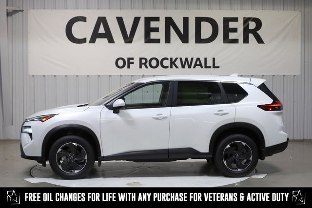 2025 Nissan Rogue SV photo 3