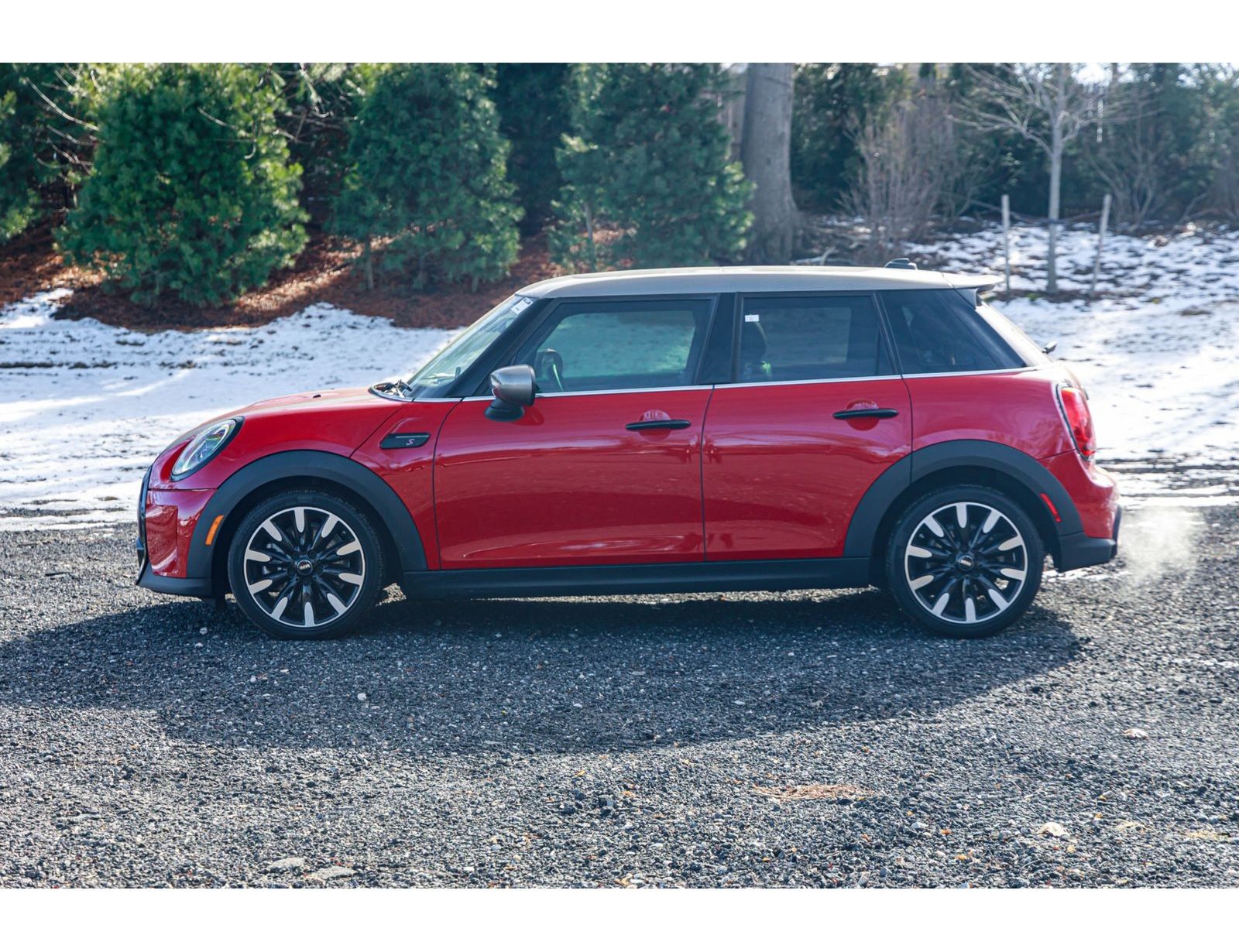 2023 Mini Cooper 4 Door Hardtop S photo 4