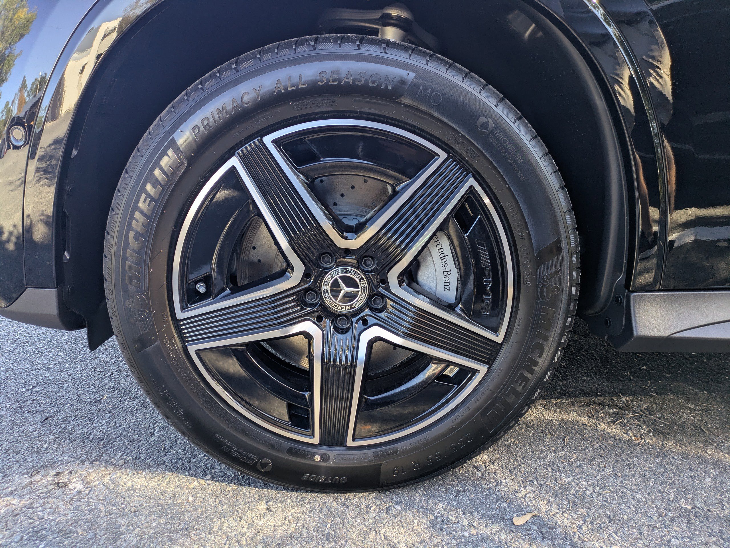 2026 Mercedes Benz GLC 300 photo 3