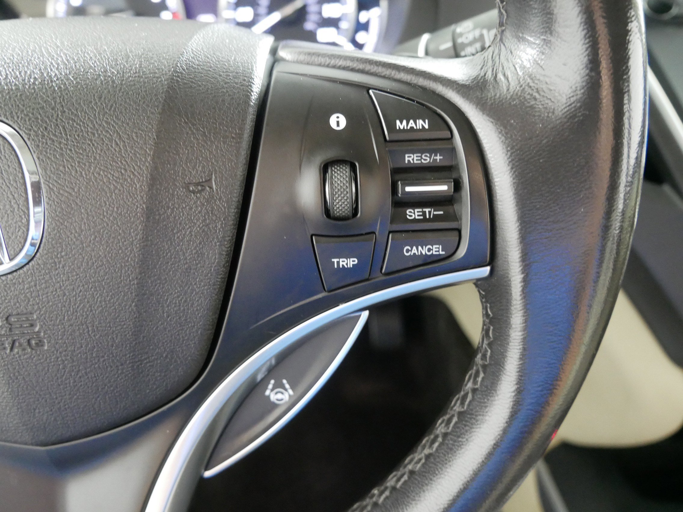 2016 Acura MDX SH-AWD Technology photo 25