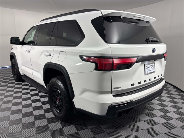 2023 Toyota Sequoia TRD Pro photo 5