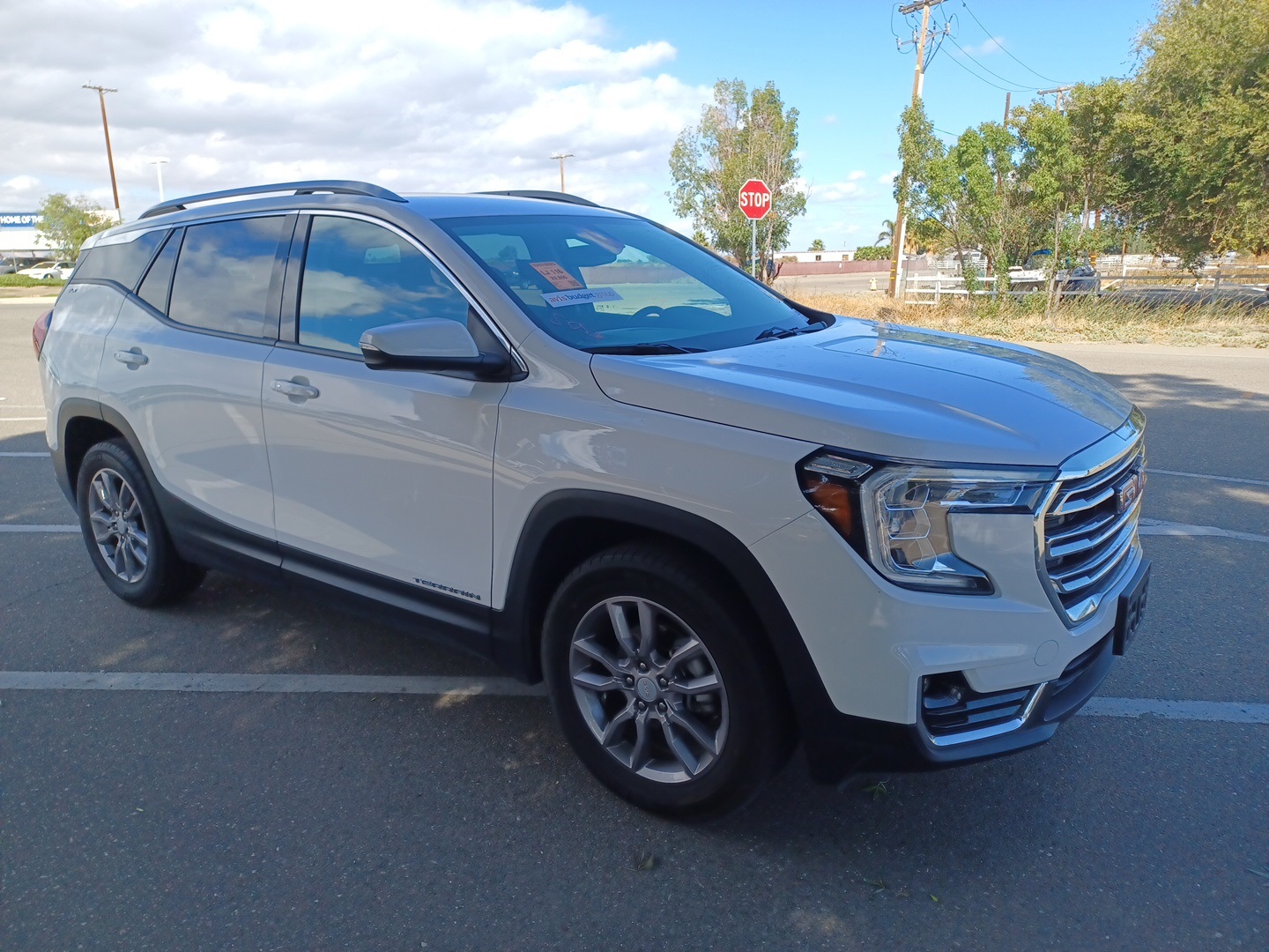 2024 Gmc Terrain SLT photo 3
