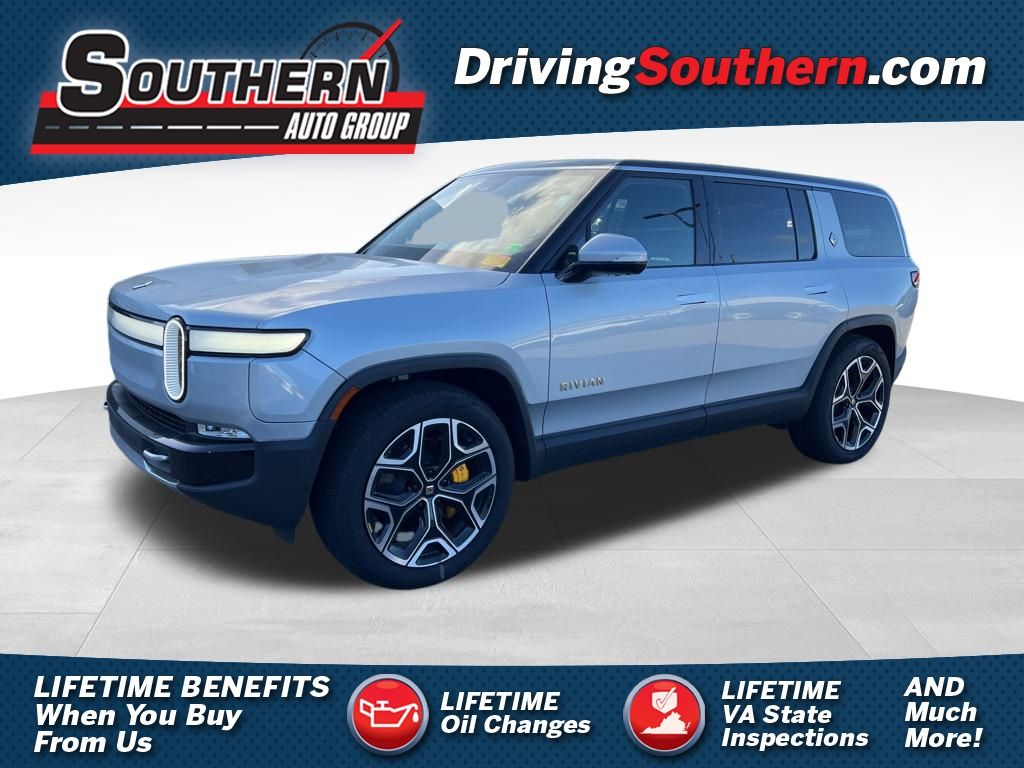 2023 Rivian R1S Adventure's photo