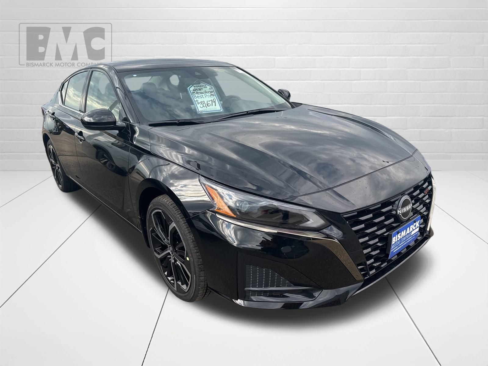 2025 Nissan Altima 2.5 SR photo 4