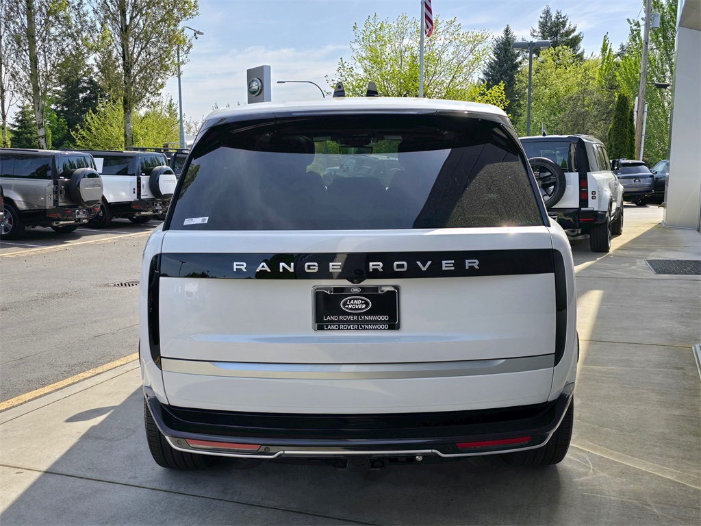 2025 Land Rover Range Rover Autobiography photo 6