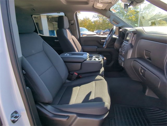 2023 Chevrolet Silverado 1500 Custom photo 4