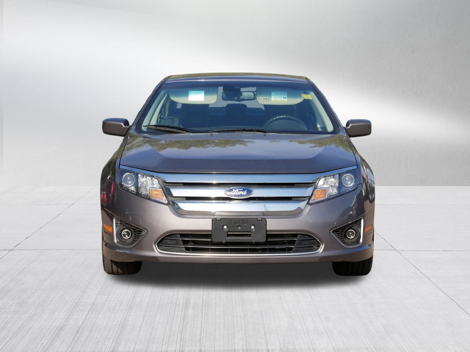 2012 Ford Fusion SEL photo 2