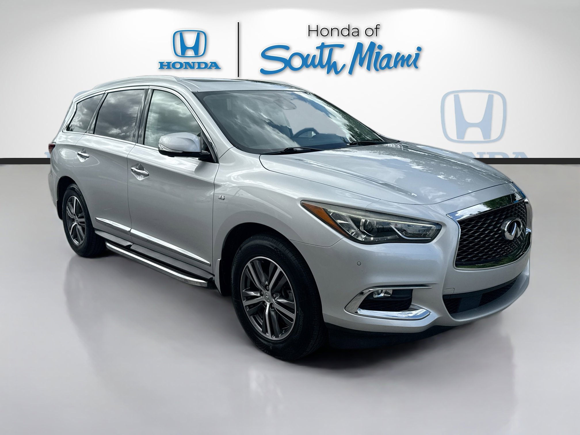 2019 INFINITI QX60 LUXE's photo