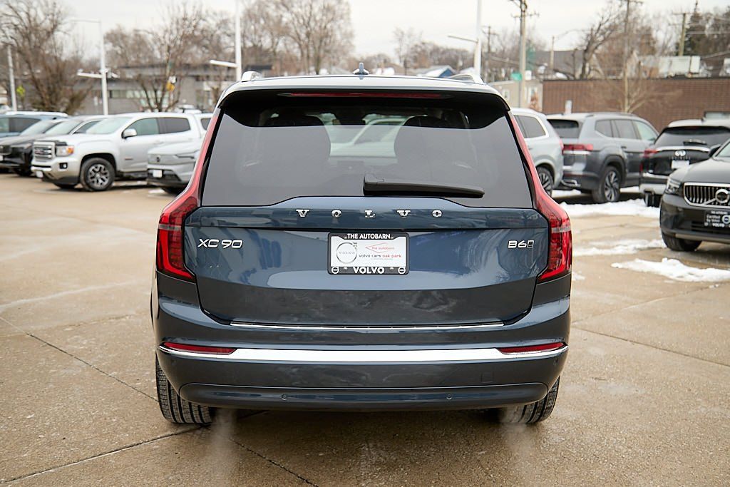 2026 VOLVO XC90 - Image 7