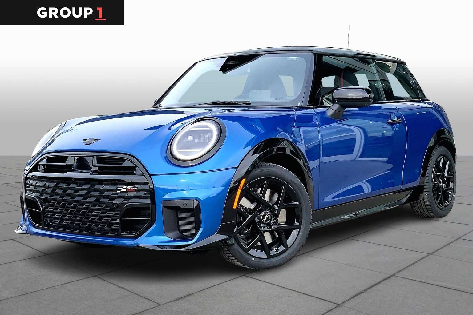 2026 MINI Hardtop 2 Door S's photo