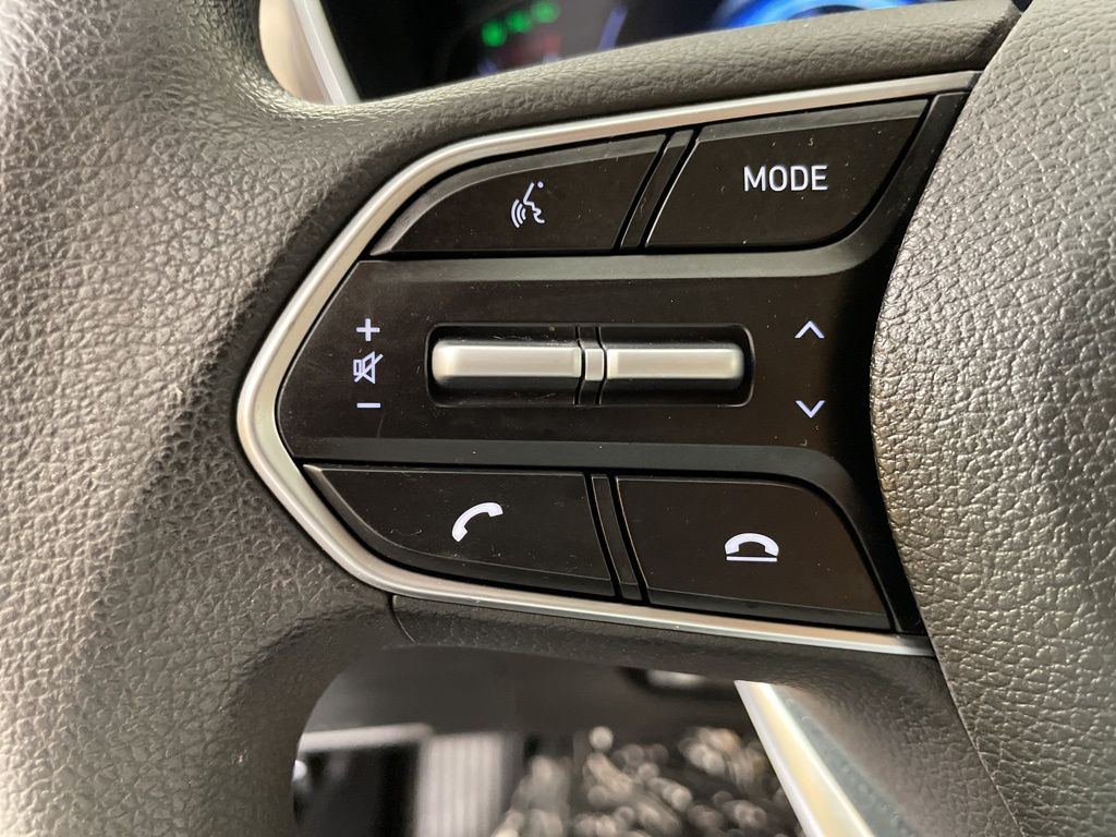 2020 Hyundai Santa Fe SEL photo 24