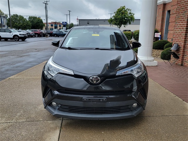 2018 Toyota C-HR XLE photo 6