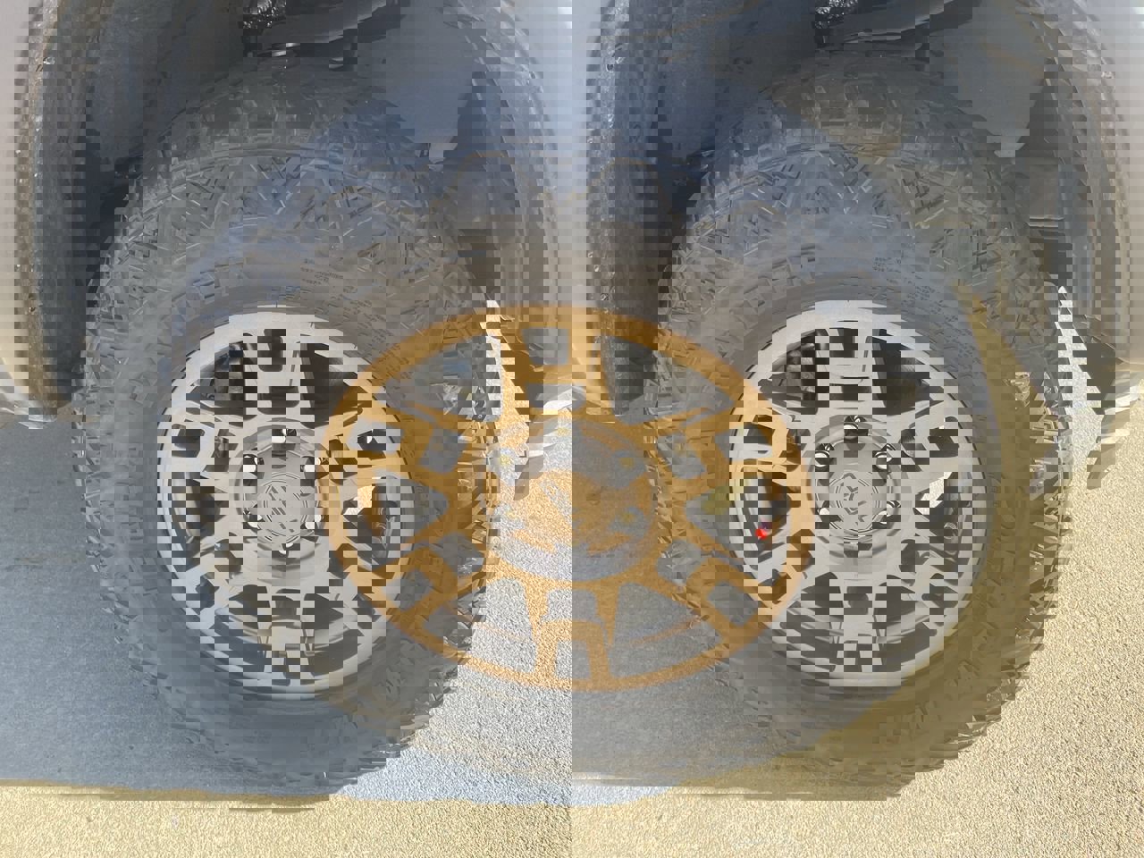 Used 2022 Toyota Tacoma TRD Sport with VIN 3TMCZ5AN4NM463645 for sale in Kansas City