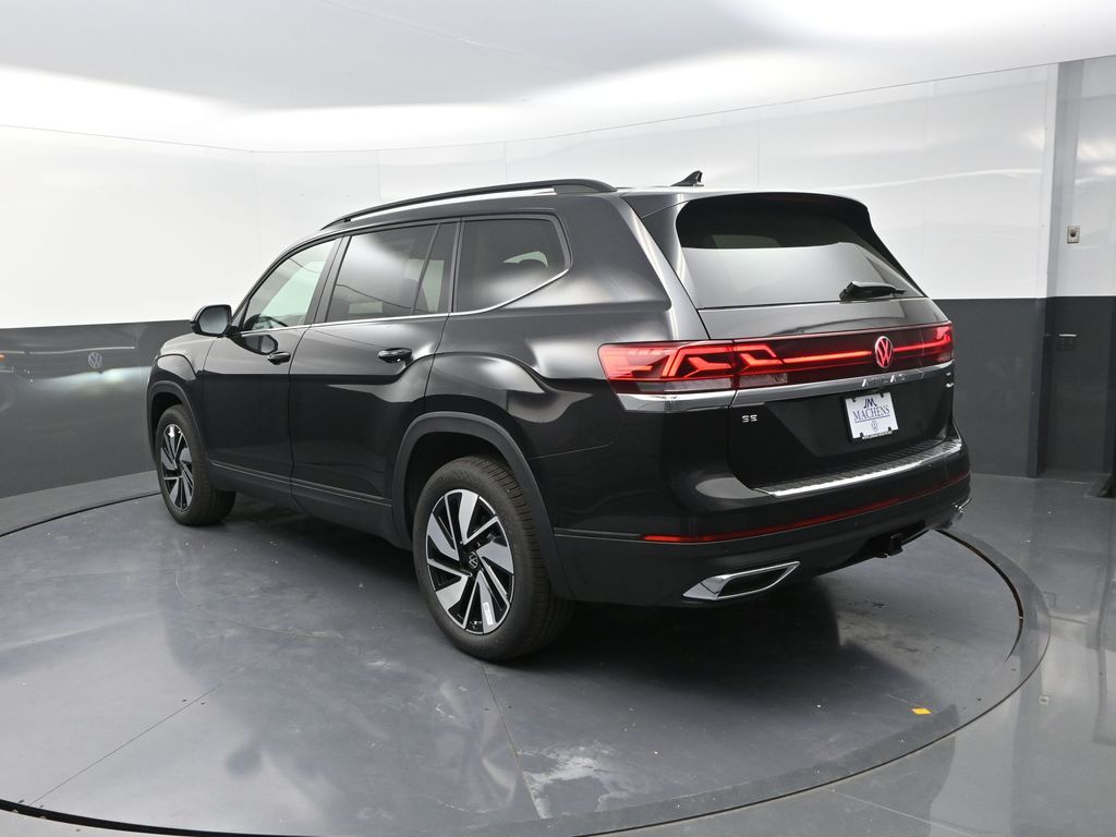 2026 Volkswagen Atlas SE Technology photo 4