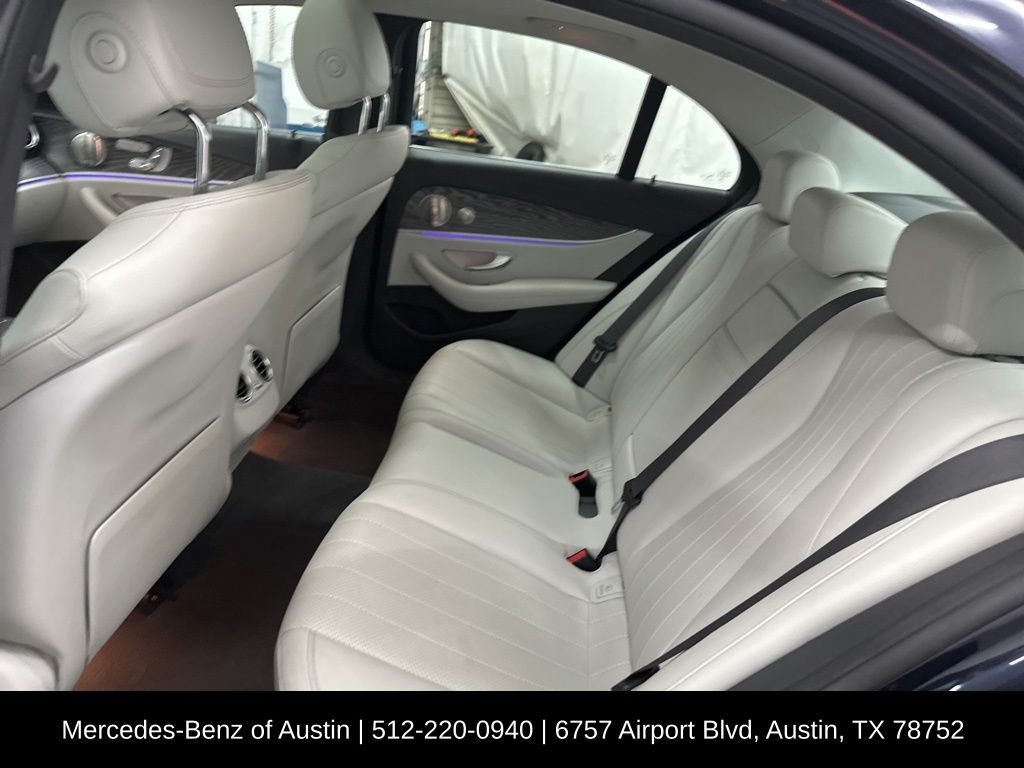 2022 Mercedes Benz E 350 photo 21