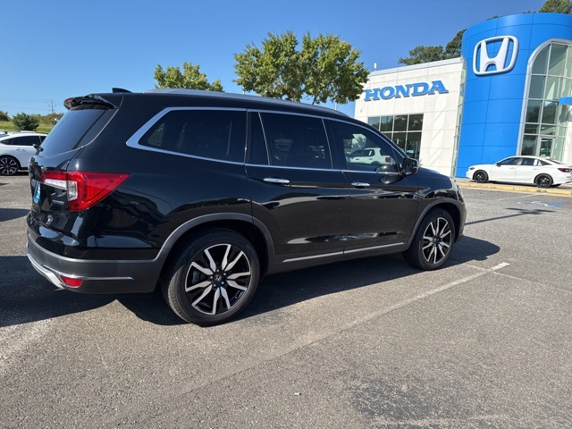 2022 Honda Pilot Touring photo 3
