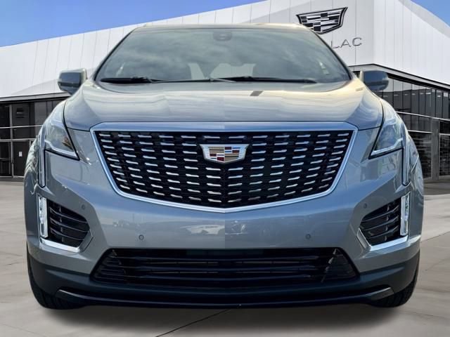 2026 Cadillac XT5 Luxury photo 3