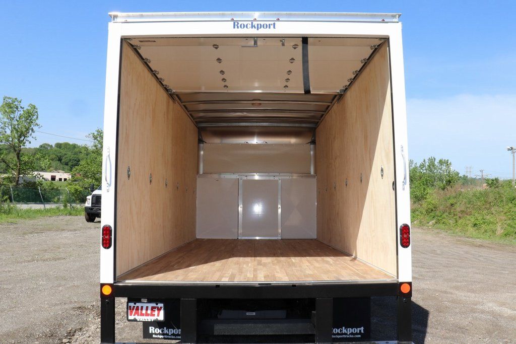 2026 Ford E-350 Base photo 5