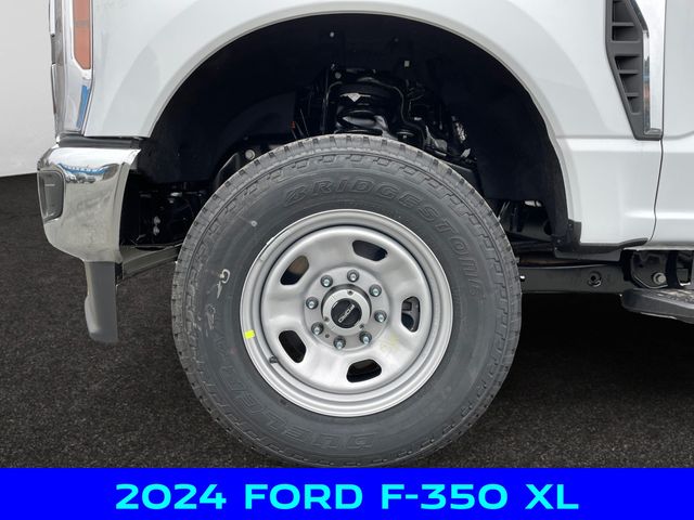 2024 Ford F-350 XL photo 12