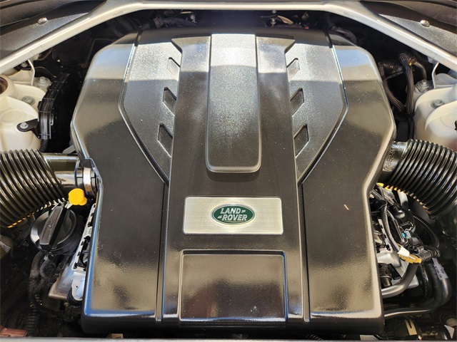 2022 Land Rover Range Rover SE photo 26