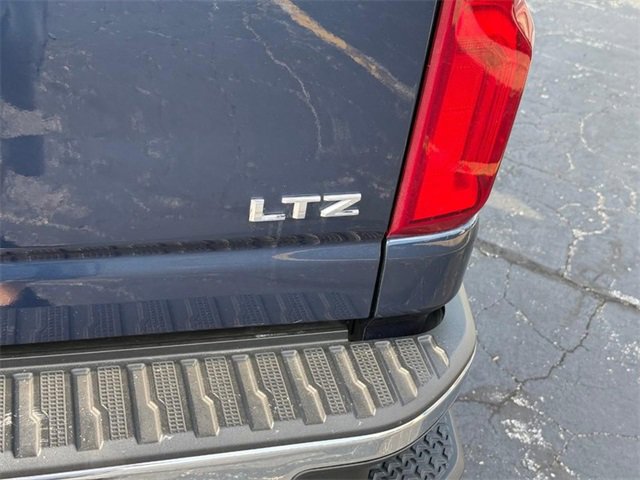2023 Chevrolet Silverado 2500HD LTZ photo 5