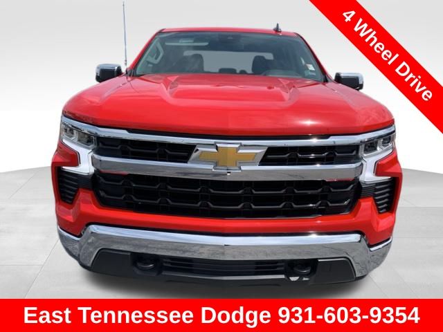 2025 Chevrolet Silverado 1500 LT photo 2