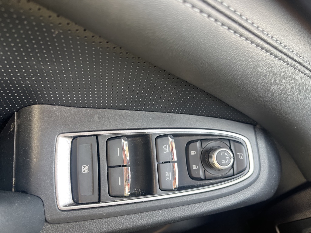 2023 Subaru Ascent Touring photo 10