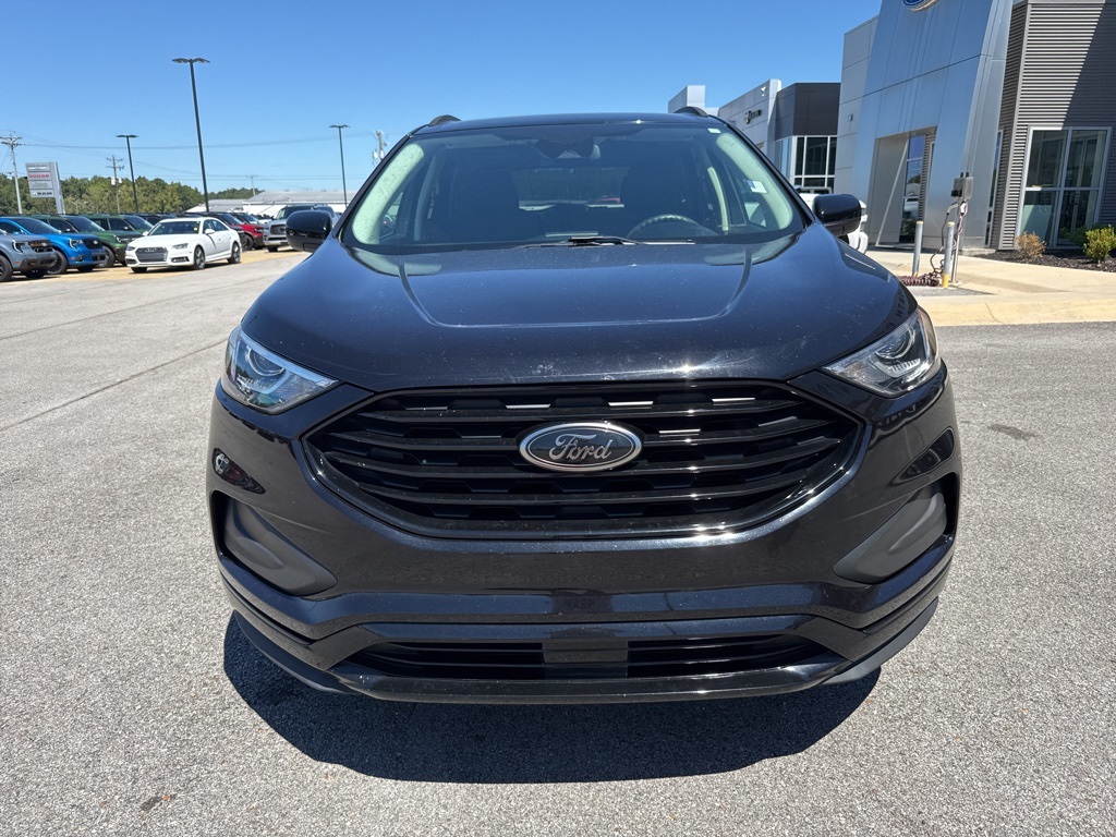 2022 Ford Edge SE photo 3