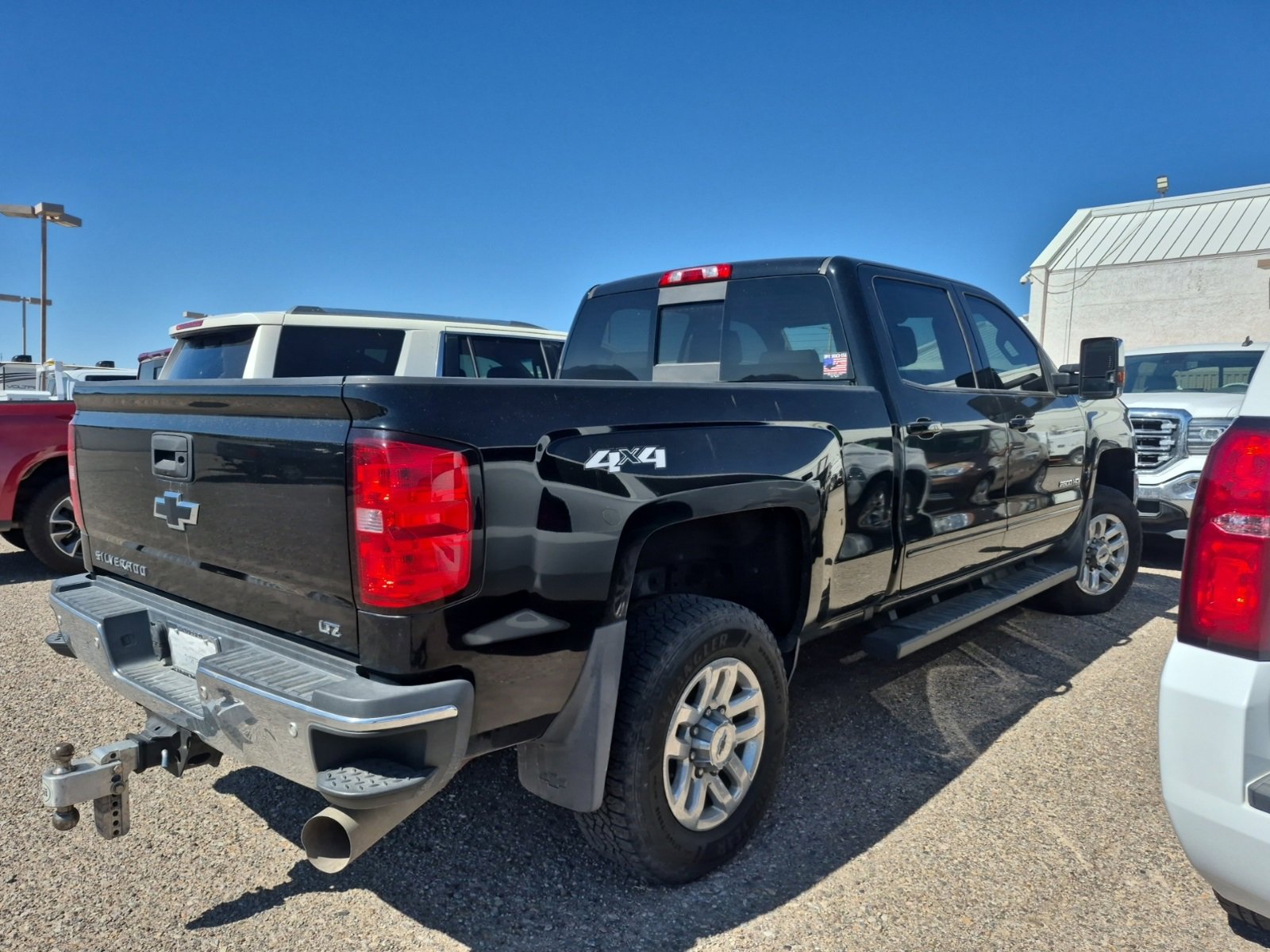 2019 Chevrolet Silverado 2500HD LT photo 4