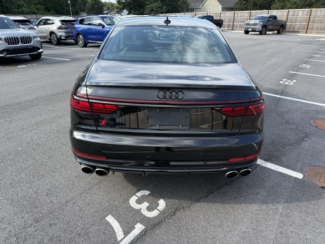 2022 Audi S8 4.0T Quattro photo 7